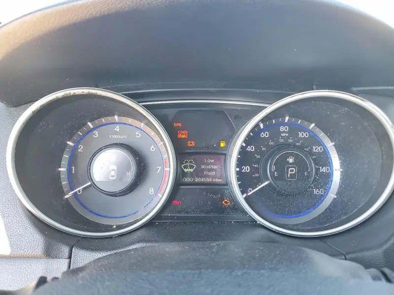 2011 HYUNDAI SONATA GLS  