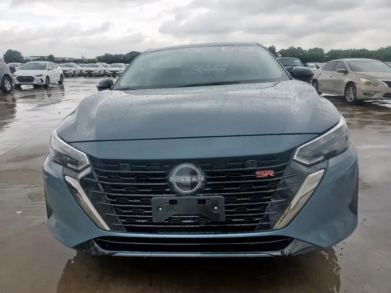 2024 NISSAN SENTRA SR  