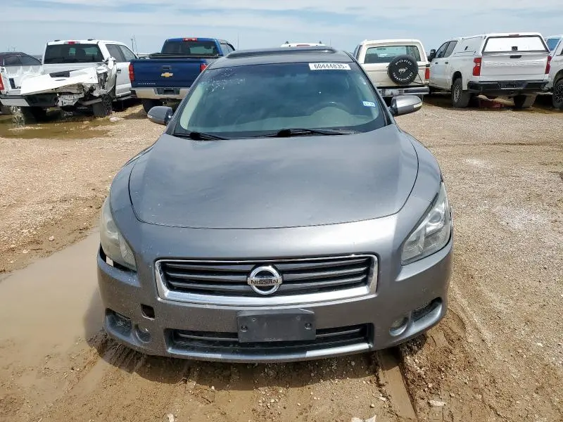 2014 NISSAN MAXIMA S  
