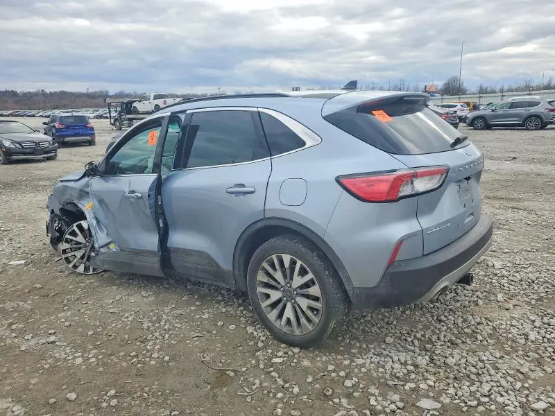 2022 FORD ESCAPE TITANIUM  