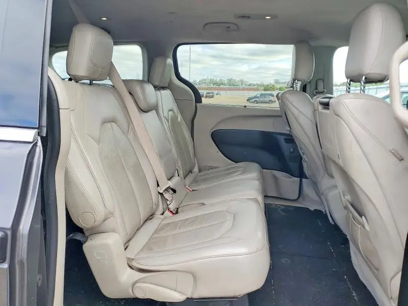 2017 CHRYSLER PACIFICA TOURING L PLUS  