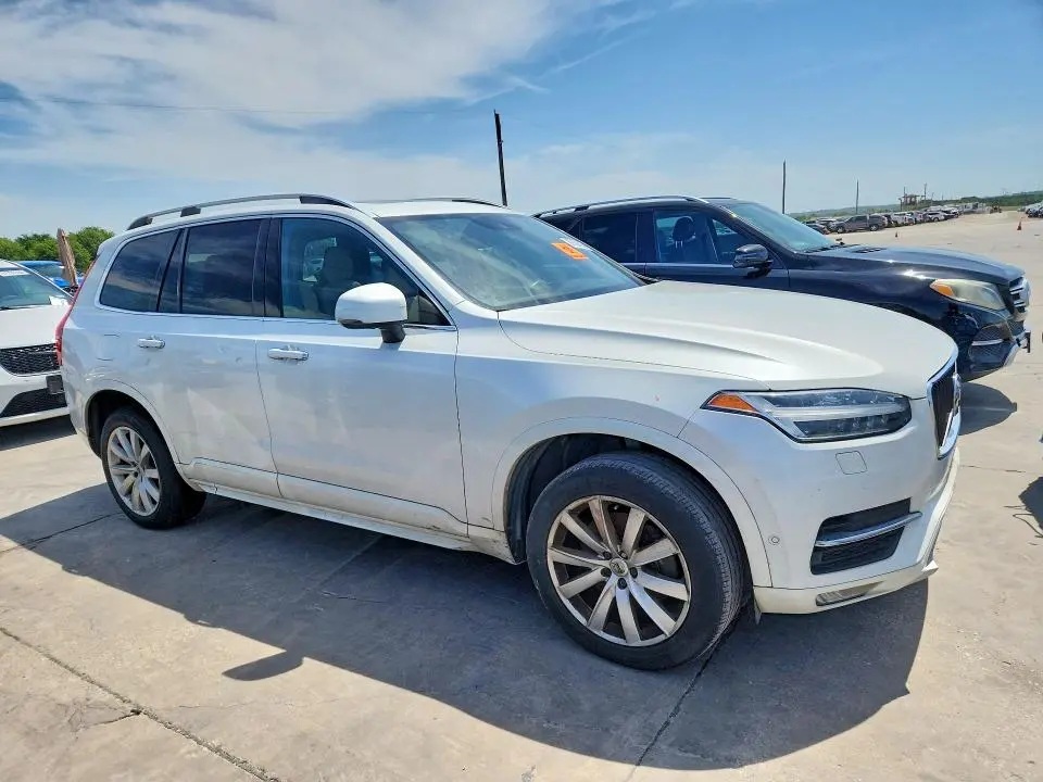 2018 VOLVO XC90 T6  