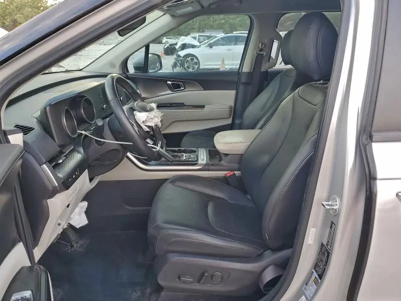 2023 KIA CARNIVAL   