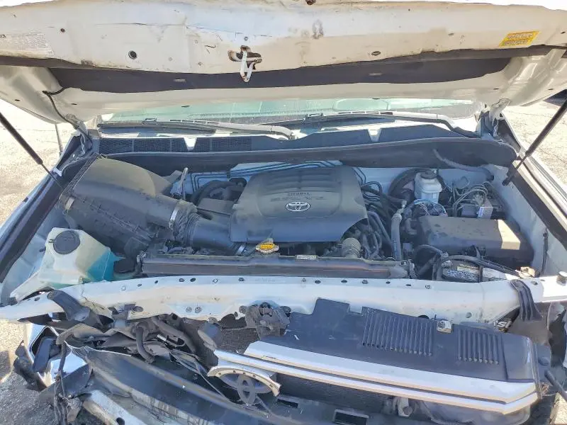 2015 TOYOTA TUNDRA CREWMAX LIMITED  