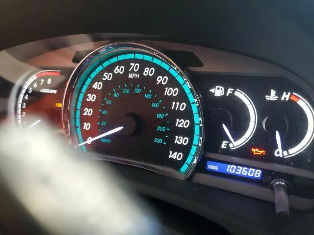2014 TOYOTA VENZA LE  