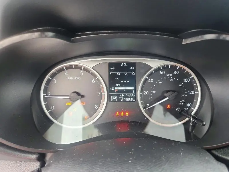 2024 NISSAN VERSA S  