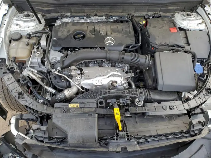 2023 MERCEDES-BENZ GLB 250 4MATIC  