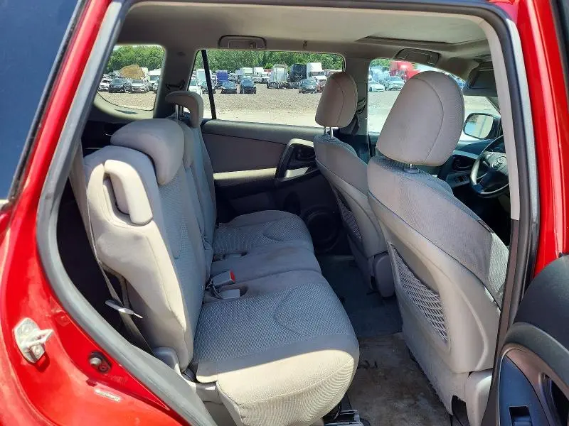 2011 TOYOTA RAV4 BASE  