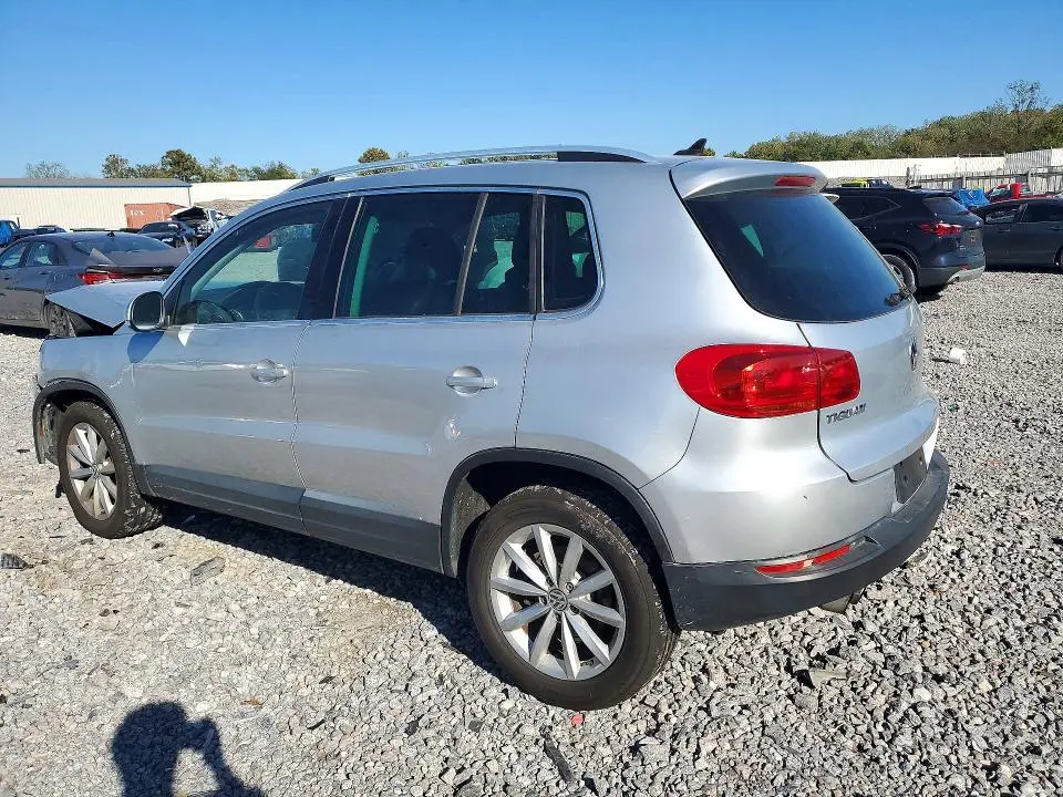 2017 VOLKSWAGEN TIGUAN WOLFSBURG  