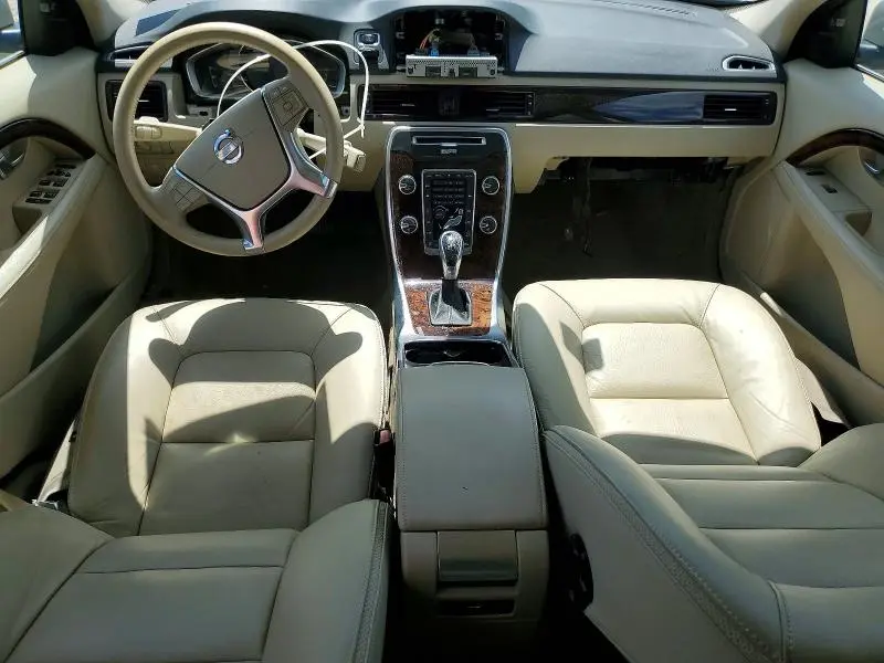 2015 VOLVO XC70 3.2 PLATINUM  