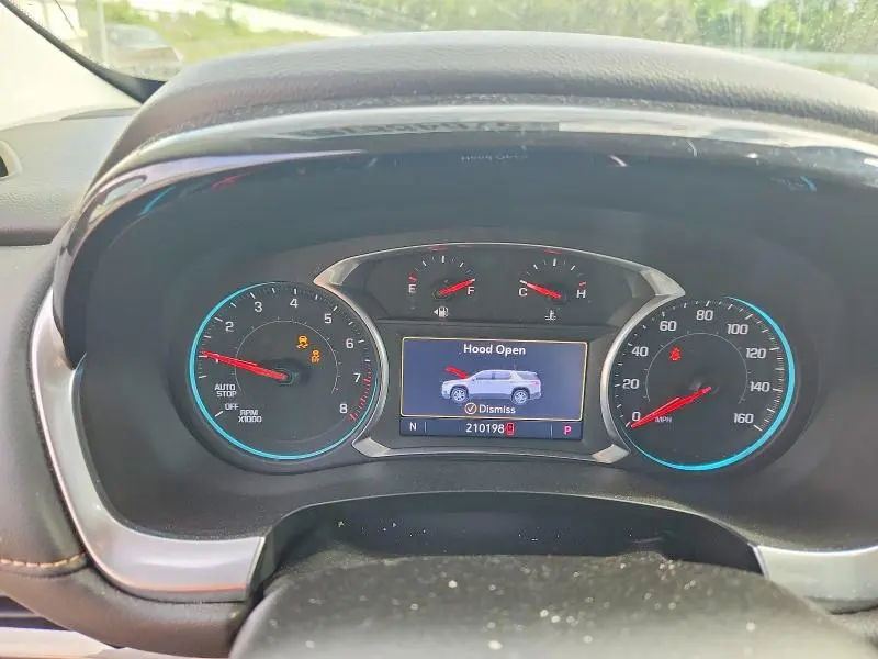 2020 CHEVROLET TRAVERSE LT  