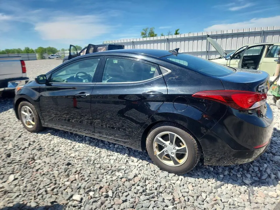 2014 HYUNDAI ELANTRA SE  