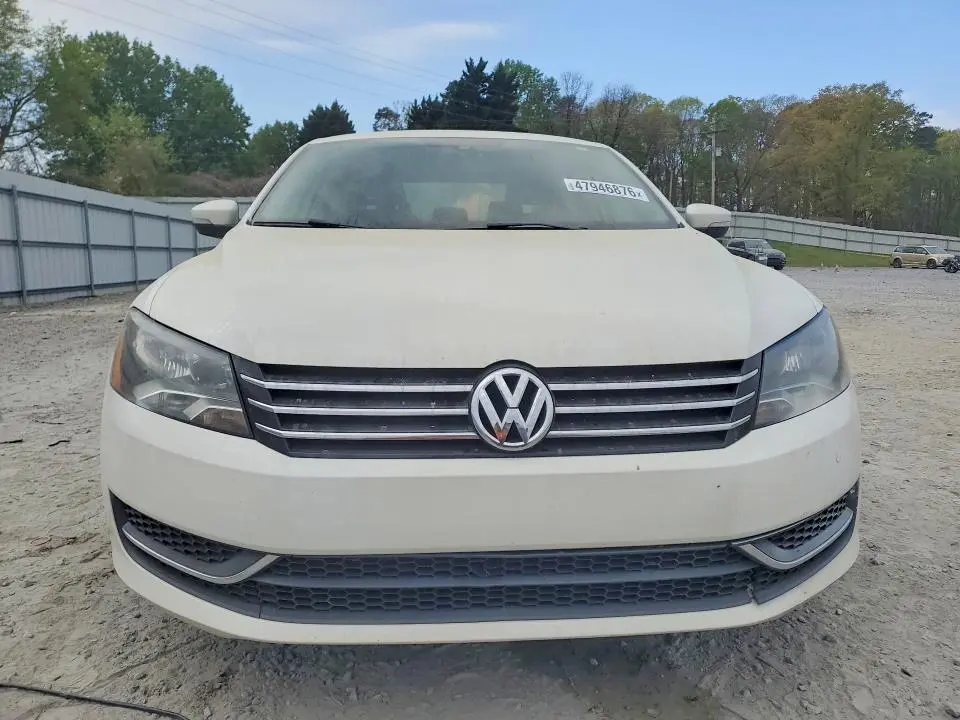 2014 VOLKSWAGEN PASSAT S  