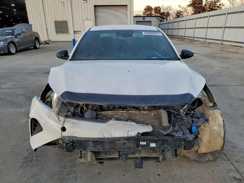 2024 KIA FORTE GT LINE  