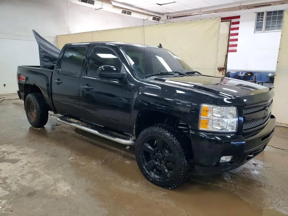 2011 CHEVROLET SILVERADO K1500 LTZ  