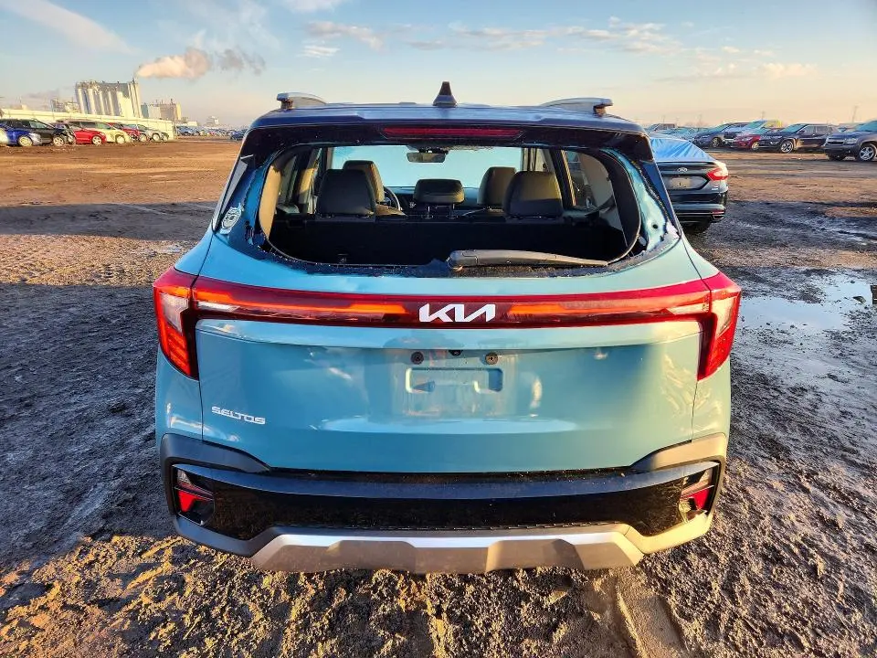 2024 KIA SELTOS S  