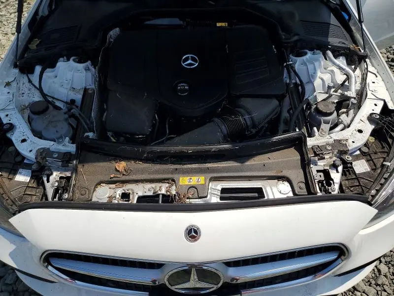 2025 MERCEDES-BENZ C   