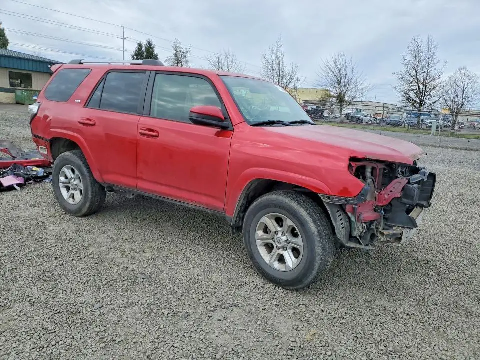 2019 TOYOTA 4RUNNER SR5  