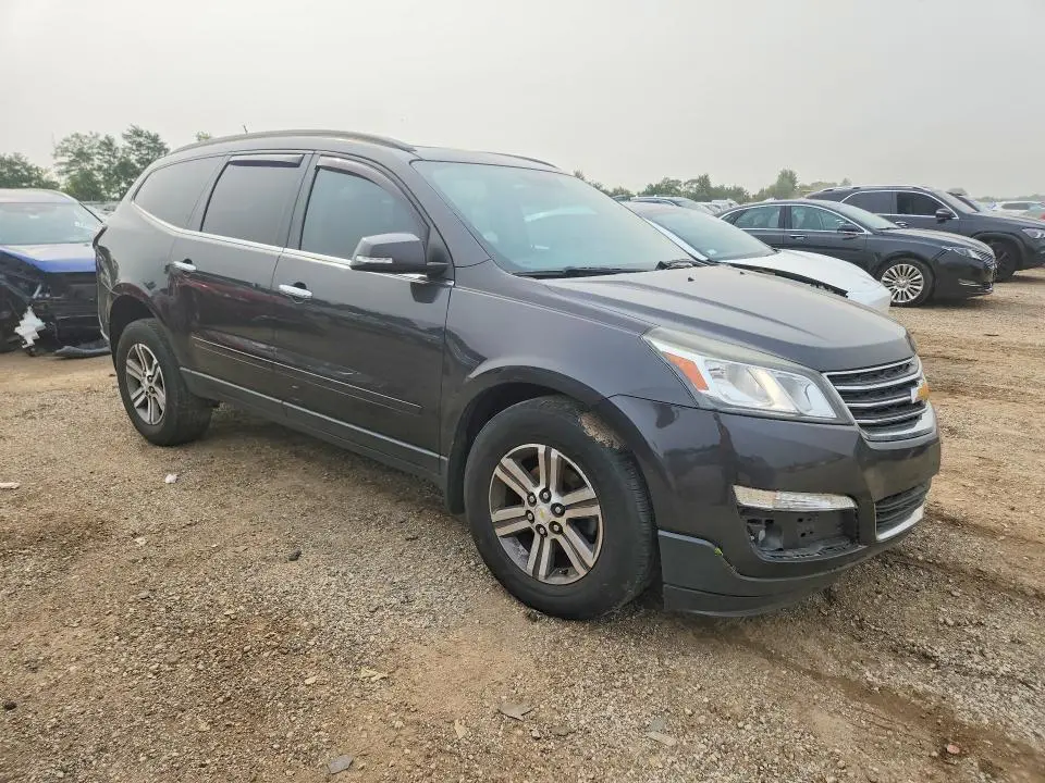 2017 CHEVROLET TRAVERSE LT  