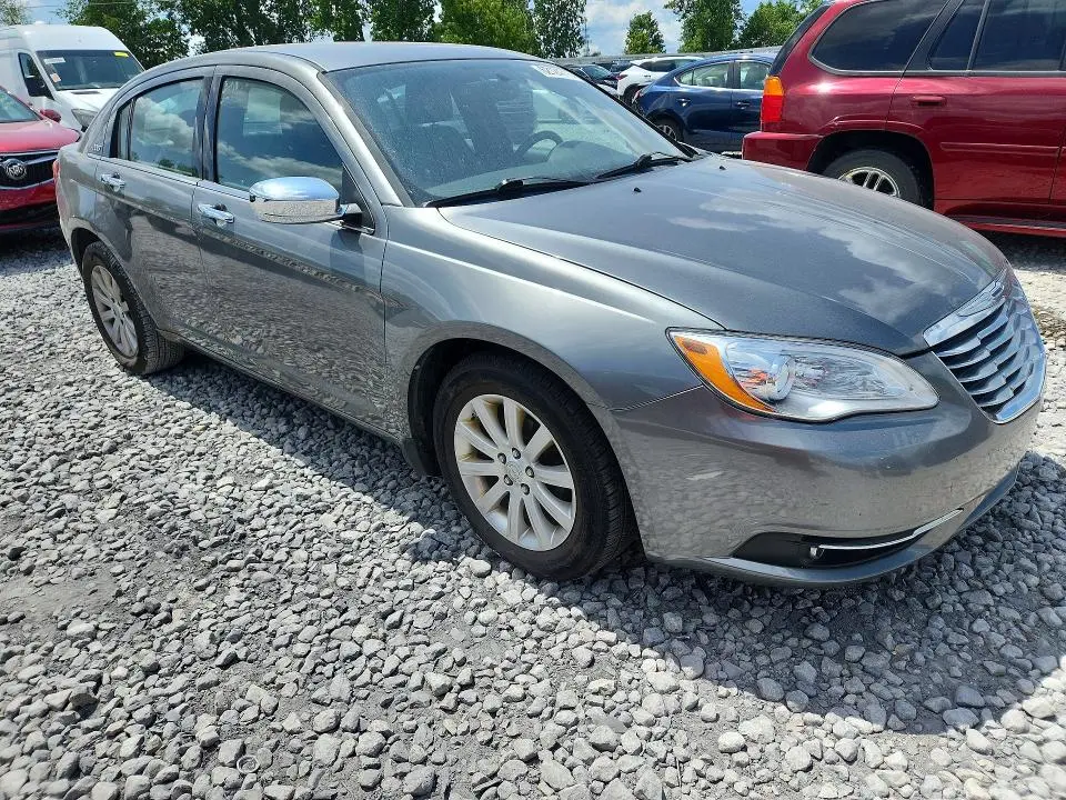 2013 CHRYSLER 200 LIMITED  