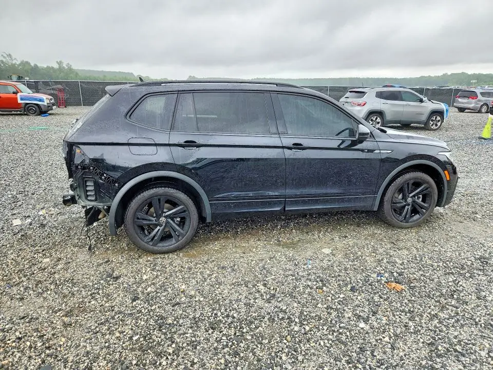 2024 VOLKSWAGEN TIGUAN SE R-LINE BLACK  