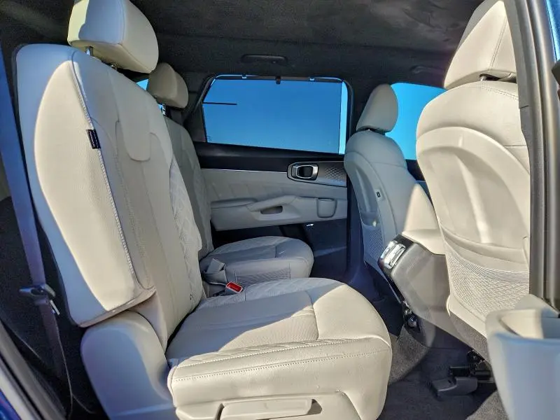 2025 KIA SORENTO SXP  