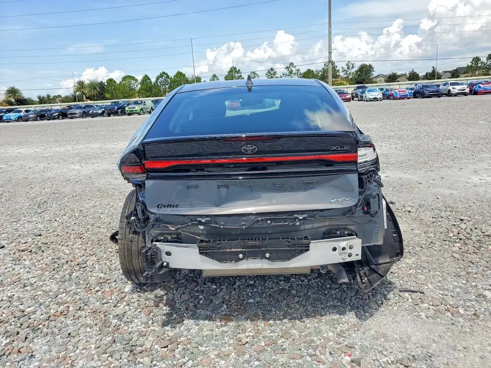 2024 TOYOTA PRIUS XLE  
