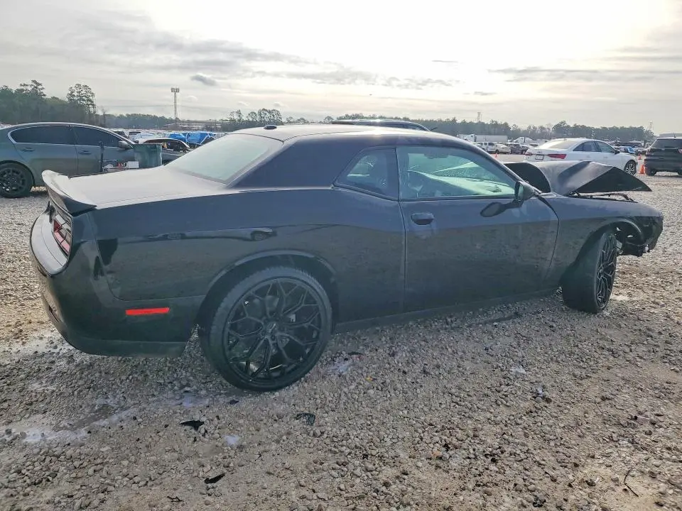 2023 DODGE CHALLENGER SXT  