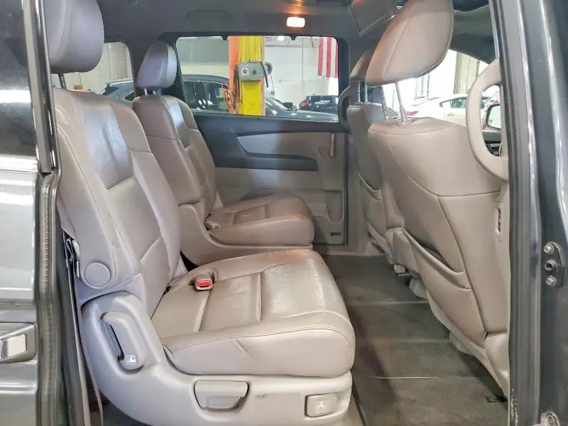 2011 HONDA ODYSSEY TOURING  