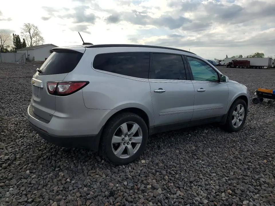 2017 CHEVROLET TRAVERSE LT  