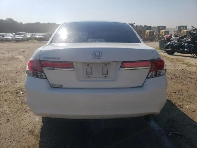 2011 HONDA ACCORD LX  