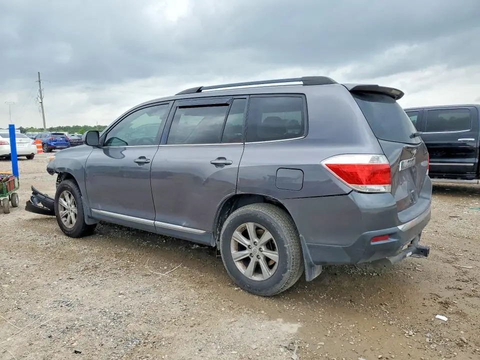2013 TOYOTA HIGHLANDER BASE  