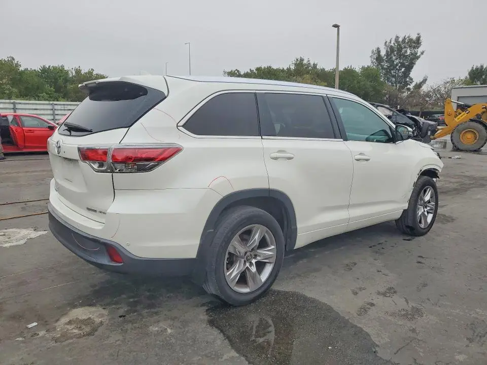 2016 TOYOTA HIGHLANDER LIMITED  