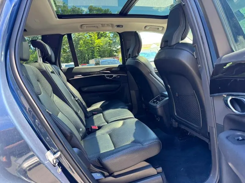 2019 VOLVO XC90 T5 MOMENTUM  