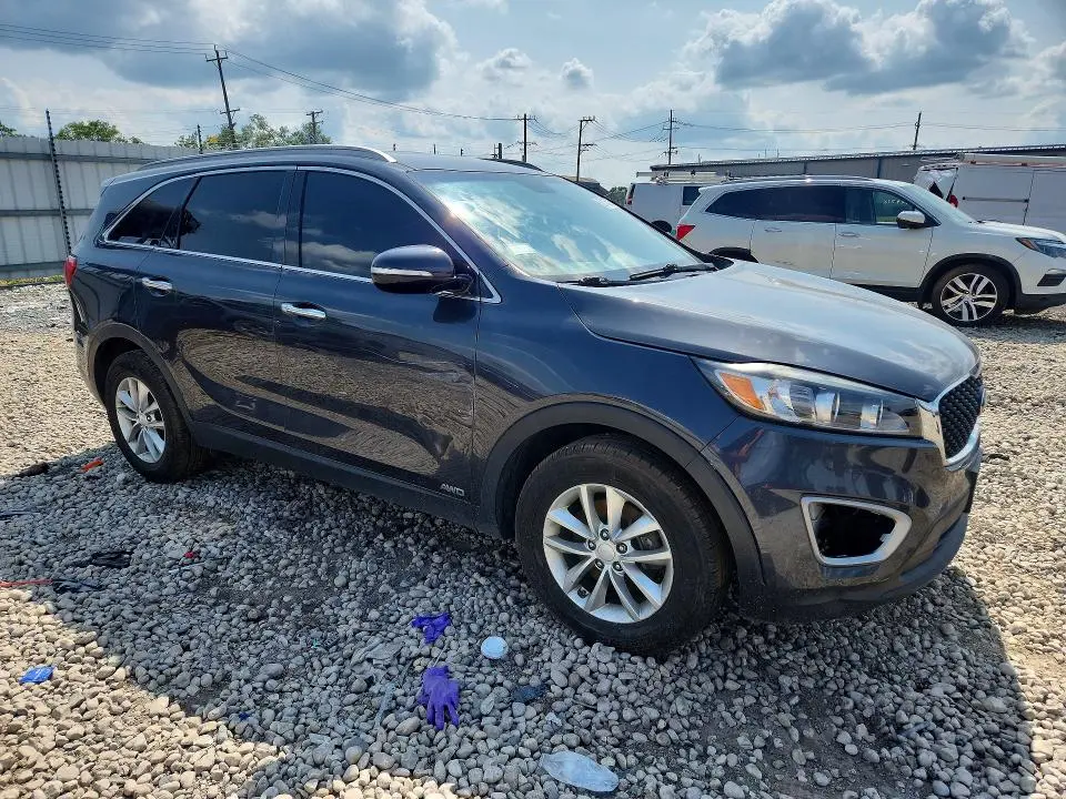 2016 KIA SORENTO LX  
