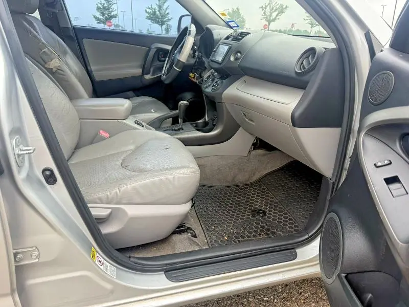 2012 TOYOTA RAV4 LIMITED  