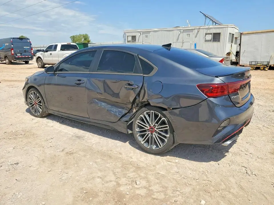 2023 KIA FORTE GT  