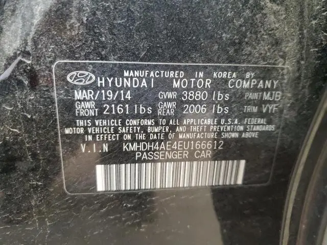 2014 HYUNDAI ELANTRA SE  