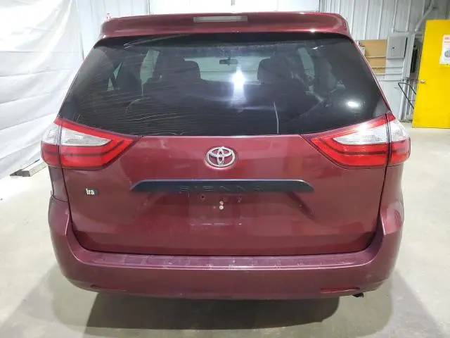 2015 TOYOTA SIENNA   
