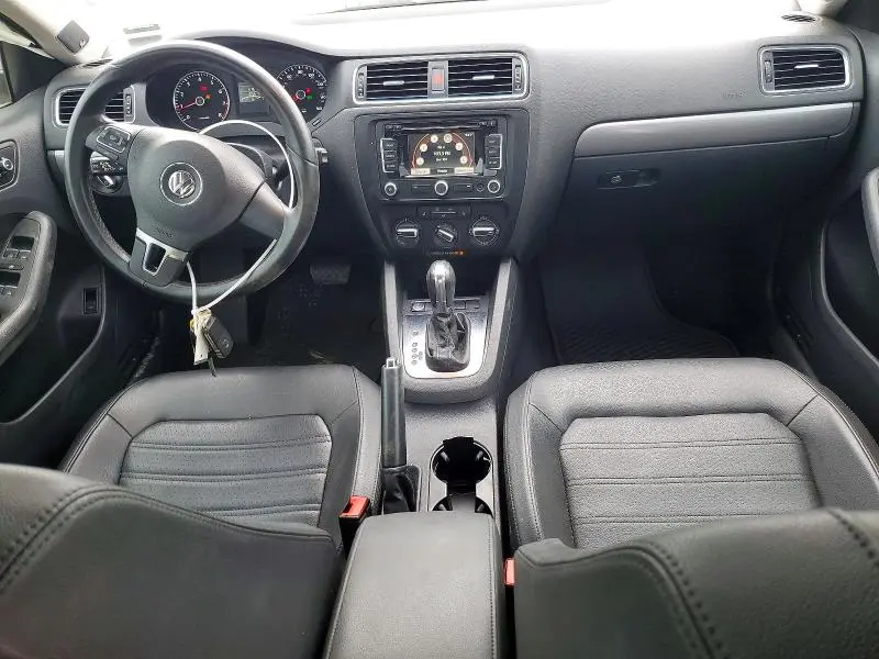 2013 VOLKSWAGEN JETTA SEL  