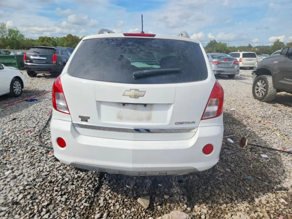 2014 CHEVROLET CAPTIVA LT  