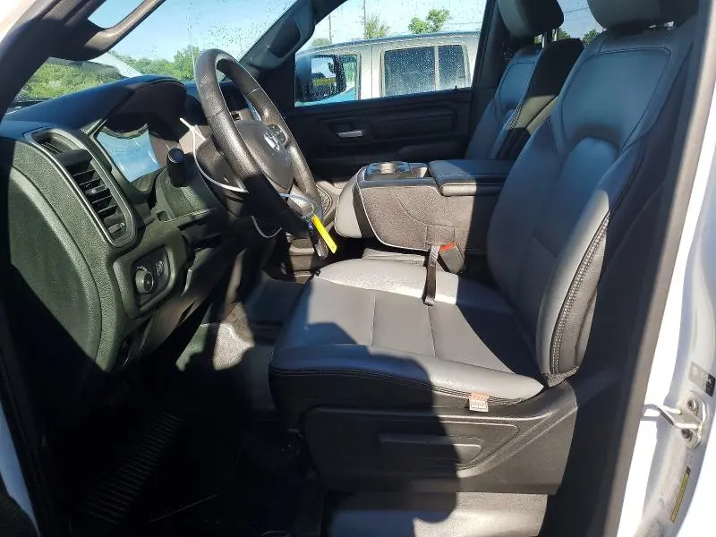 2024 RAM 1500 TRADESMAN  