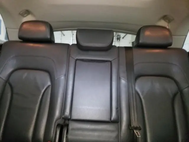 2011 AUDI Q5 PREMIUM PLUS  