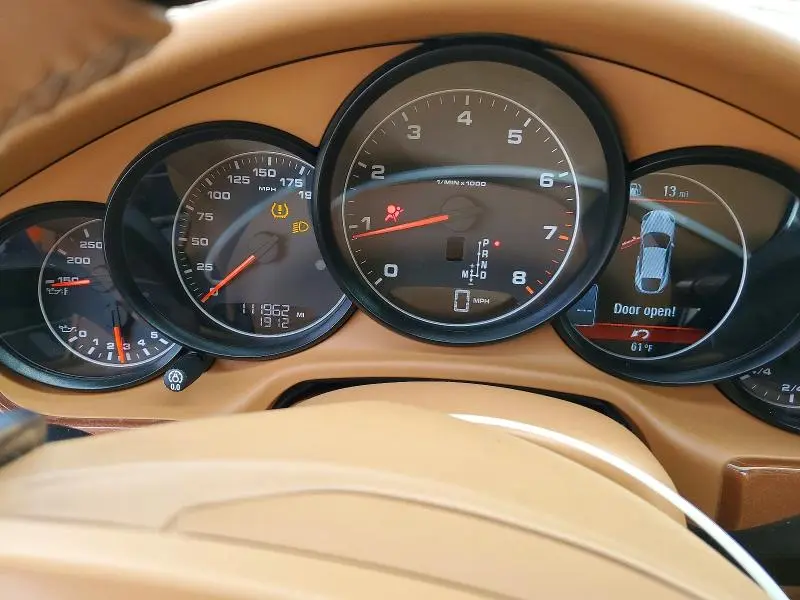 2013 PORSCHE PANAMERA 2  
