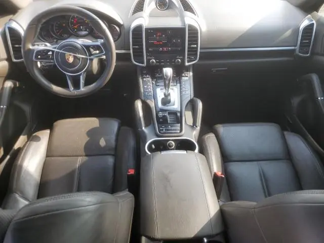 2017 PORSCHE CAYENNE   