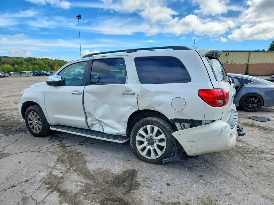 2012 TOYOTA SEQUOIA PLATINUM  
