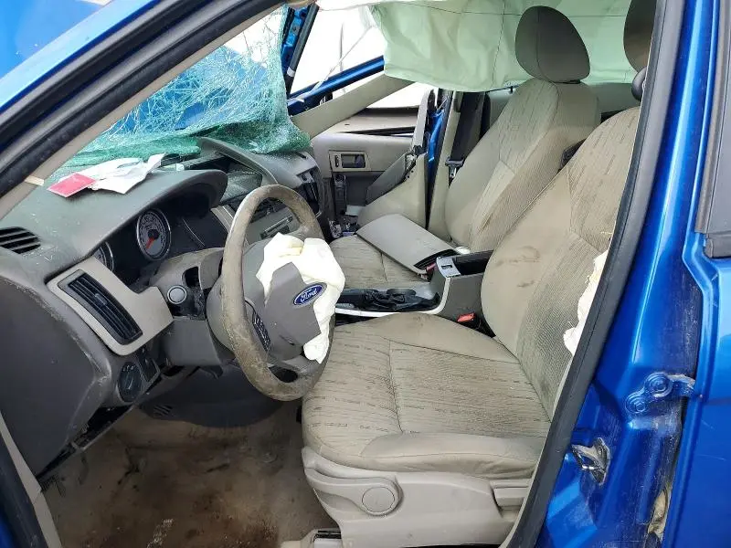 2011 FORD FOCUS SE  