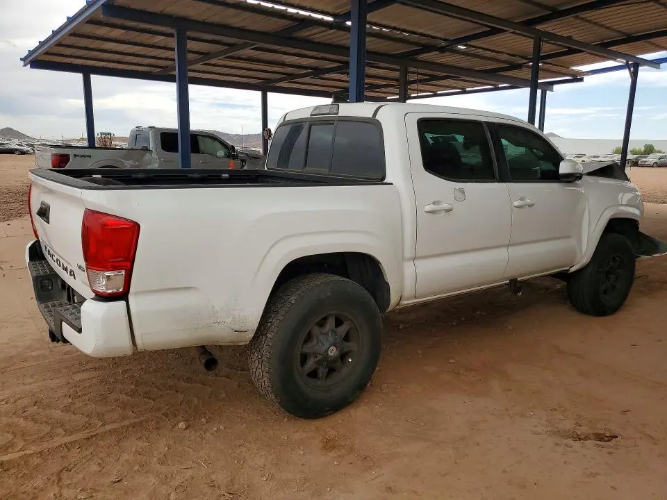 2017 TOYOTA TACOMA SR V6  