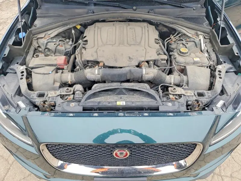 2017 JAGUAR F-PACE PRESTIGE  