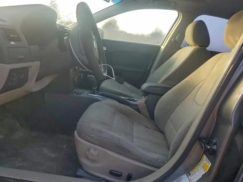 2011 FORD FUSION SE  